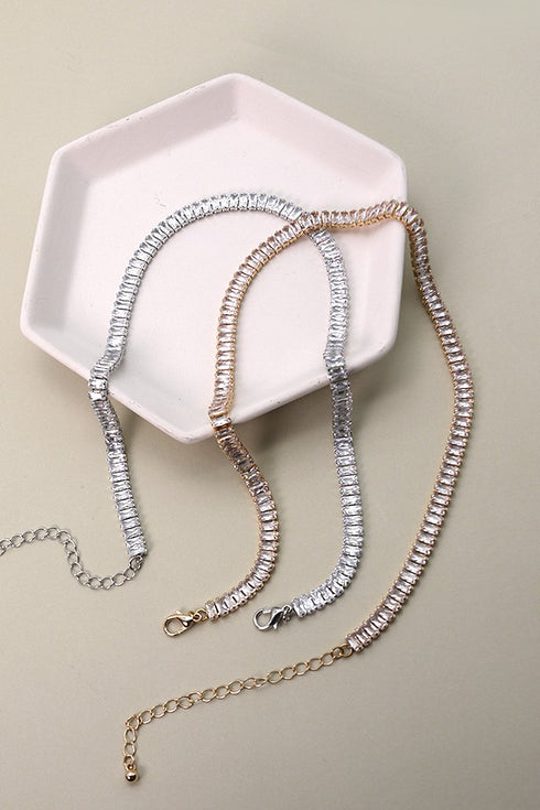 BAGUETTE STONE CHOKER