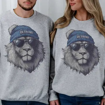 LION GRAPHIC SWEATSHIRT