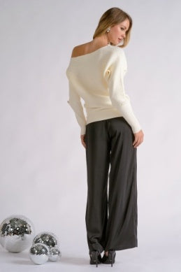 MAYLA BUTTON SHOULDER SWEATER